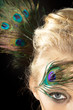 Augen Make Up mit Pfau Feder