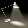Schreibtischlampe leuchtet