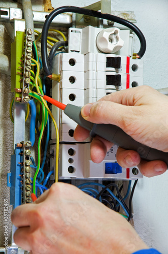 Photo: electrician 2 electrician 2