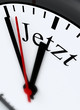 Uhr Detail - Fünf vor Jetzt