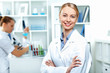 Foto: Young scientists working in laboratory Young scientists working in laboratory