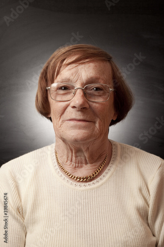 Photo: ritratto di nonna ritratto di nonna