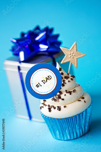 Photo: Father's day cupcake Father's day cupcake