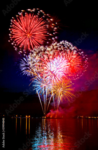 Foto: Celebratory firework Celebratory firework