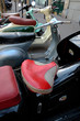 scooters de collection dans la rue