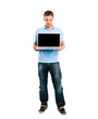 Junger Mann hält Laptop