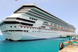 Foto: Cruise Ship at Port Cruise Ship at Port