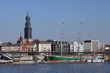 Hamburger Hafen bei den Landungsbrücken