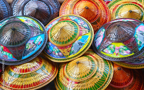 Photo: colorful rice straw hats colorful rice straw hats