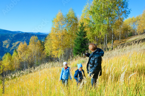 Photo: Family walk on autumn mountain Nimchich pass Family walk on autumn mountain Nimchich pass