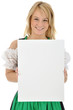 Frau im Dirndl mit leerem Schild