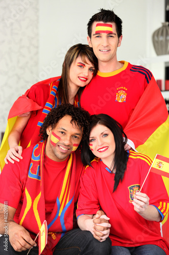 Foto: Group of Spanish supporters Group of Spanish supporters