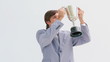 Vidéo : Smiling man holding a trophy Smiling man holding a trophy
