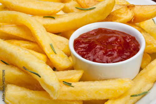 Photo: patatine fritte e ketchup patatine fritte e ketchup