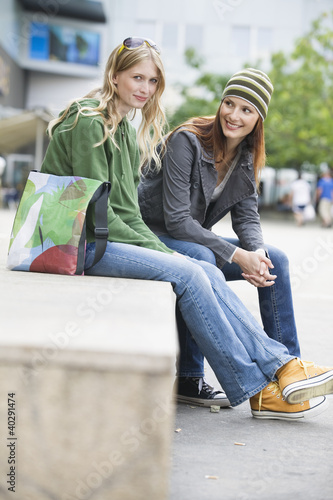 Photo: Young women smiling Young women smiling