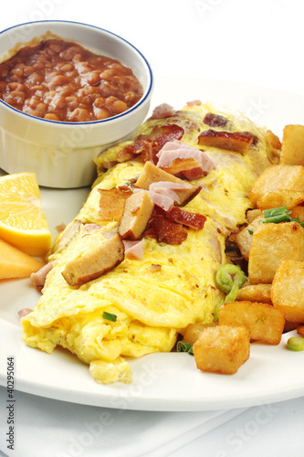 Photo: Meatlover omelet with beans Meatlover omelet with beans