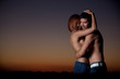 Foto: young couple having fun on the beach young couple having fun on the beach
