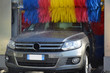 Autolavaggio a spazzoloni