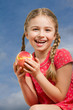 Photo en ligne au meilleur prix Lovely girl with red apple
