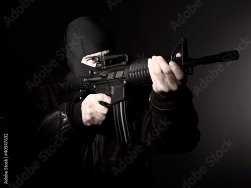 Foto: terrorist with rifle terrorist with rifle