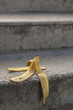 Glisser sur une peau de Banane
