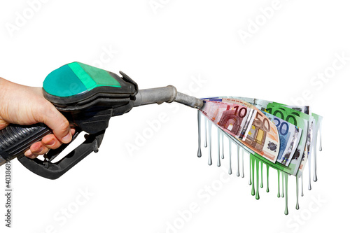 Foto: Tanken ist teuer... Tanken ist teuer...