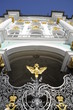 Tor des Winterpalasts in St. Petersburg