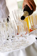 champagne pour