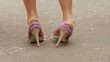 Video: Frau in High Heels Frau in High Heels