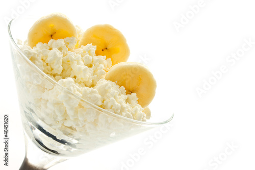 Foto: Home milk cheese with fruit Home milk cheese with fruit