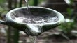 Brunnen, Handarbeit