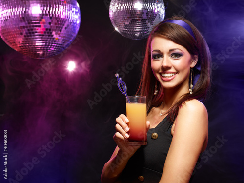 Foto: Pretty girl with a drink Pretty girl with a drink