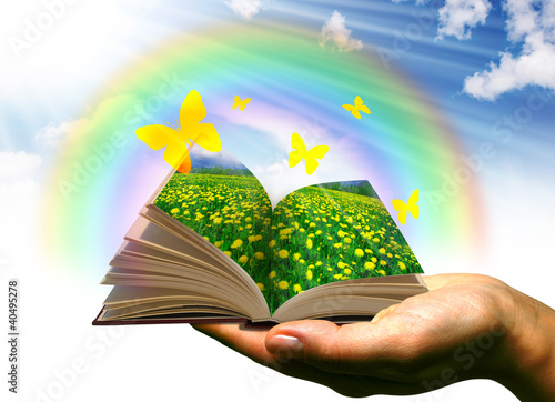 Illustration: mano con libro natura mano con libro natura