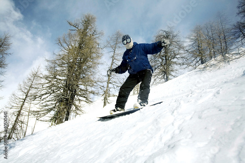 Photo: Man snowboarding Man snowboarding