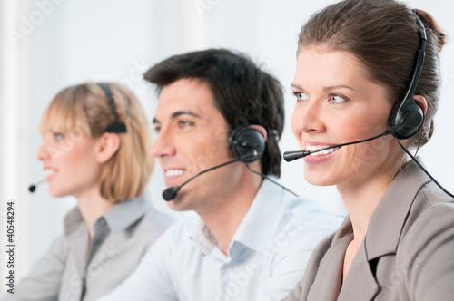 Foto: Happy call center operators Happy call center operators