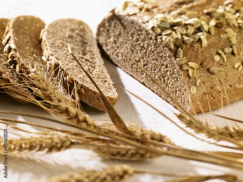 Foto: Organic mixed wheat and rye bread Organic mixed wheat and rye bread