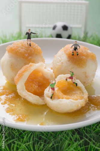 Foto: Apricot dumplings with football figures Apricot dumplings with football figures
