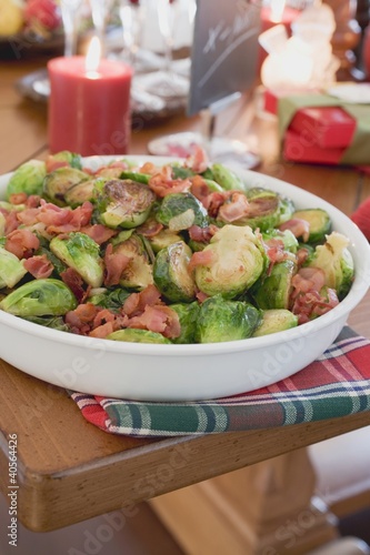Photo: Brussels sprouts with bacon on Christmas table (USA) Brussels sprouts with bacon on Christmas table (USA)