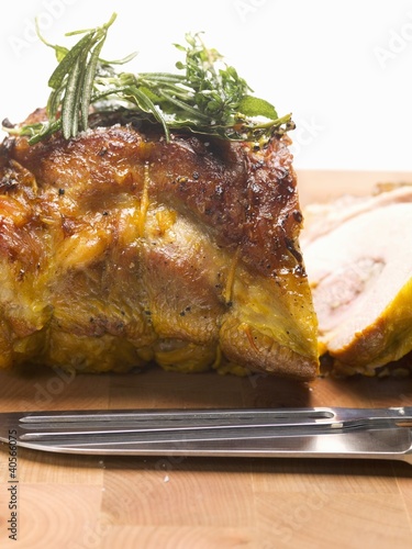 Foto: Stuffed breast of veal, partially carved Stuffed breast of veal, partially carved