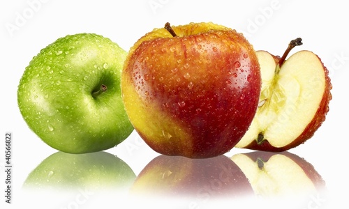 Photo: Fresh apples (green, red & yellow) with drops of water & reflection Fresh apples (green, red & yellow) with drops of water & reflection