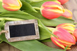 tulpen mit grußkarte tulpen mit grußkarte