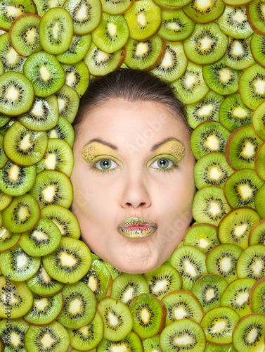 Photo: kiwi girl kiwi girl