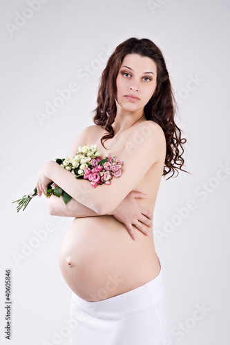Photo: beautiful pregnant woman beautiful pregnant woman