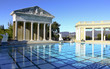 Antiker Pool perspektivisch