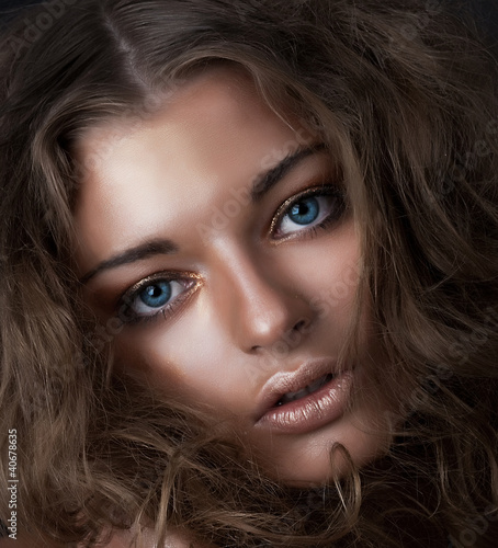 Photo: Beauty and health, cosmetics and make-up. Fashion woman model Beauty and health, cosmetics and make-up. Fashion woman model