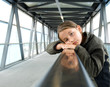 Marlene auf Rolltreppe