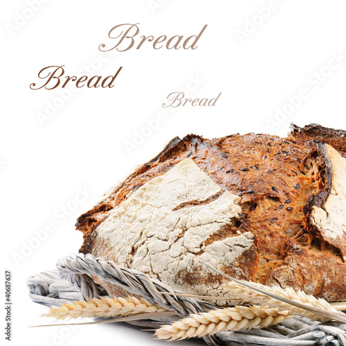 Foto: Freshly baked traditional bread Freshly baked traditional bread