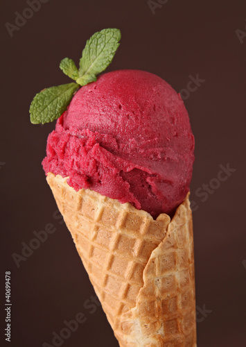 Photo: ice cream in cone ice cream in cone