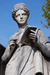 statue
