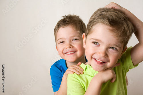 Foto: little brothers 3 little brothers 3